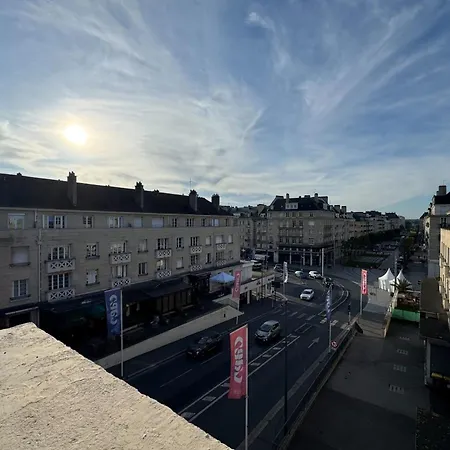 Apartment Family Near The Castle Of *